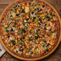 SMOKY KIMCHI BBQ CHICKEN PIZZA